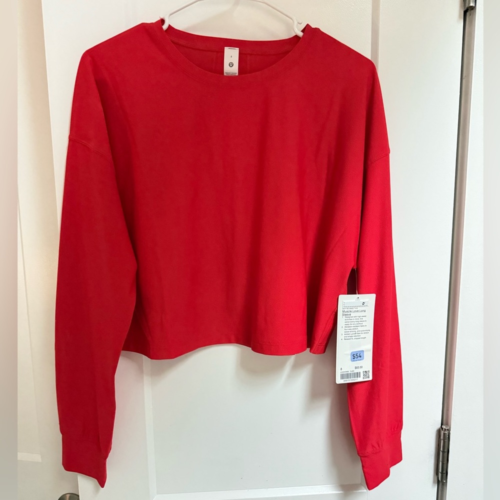NWT Lululemon Muscle Love long sleeve- true red.. sz 8